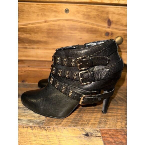 Report Electra Black Buckle Ankle Boots Heels Motorcycle Biker Goth Emo Size 9.5 - Picture 1 of 13